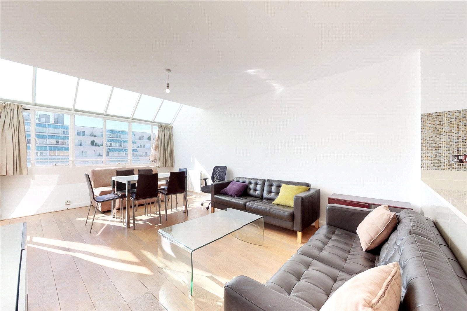 Flat Marchmont Street in Greater London