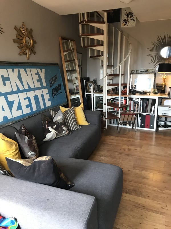 Room Mile End Road in Greater London