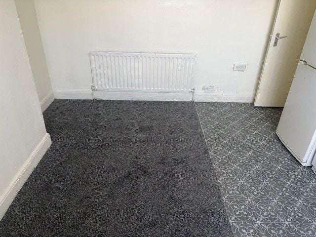 Flat Kingsway in Luton