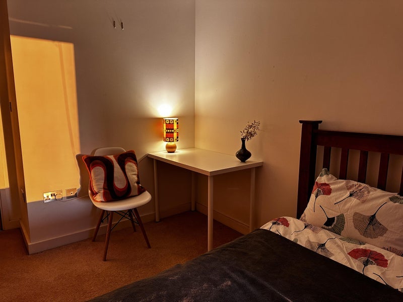 Flat Chatham Place in Greater London