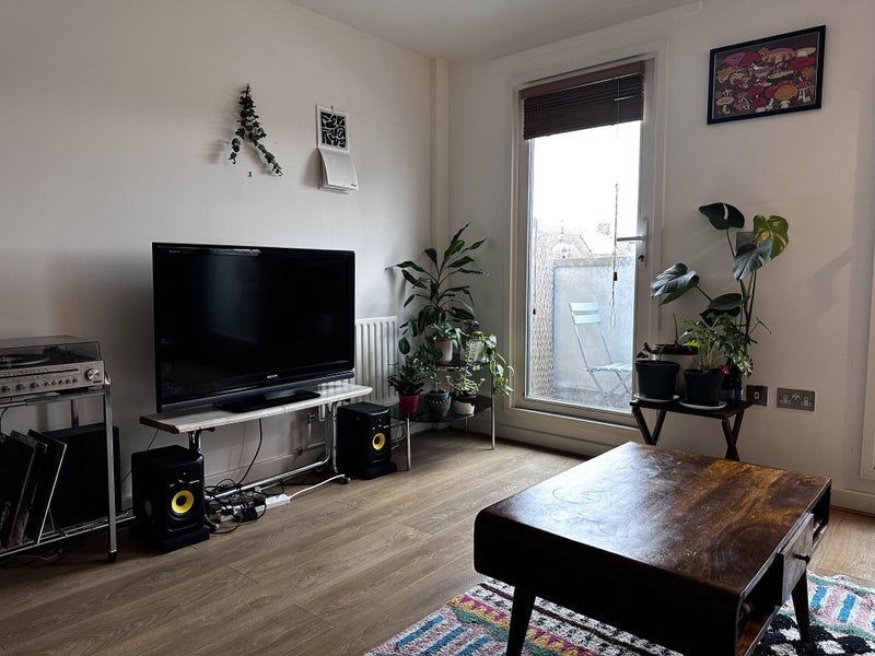 Flat Chatham Place in Greater London