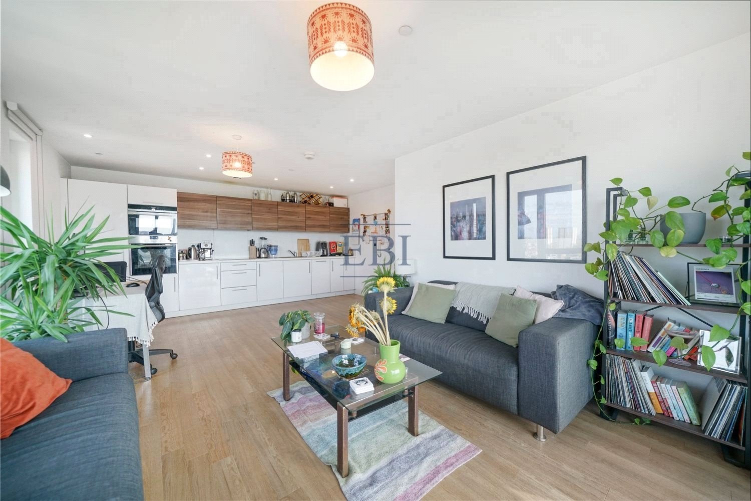 Flat Jefferson Plaza in Greater London