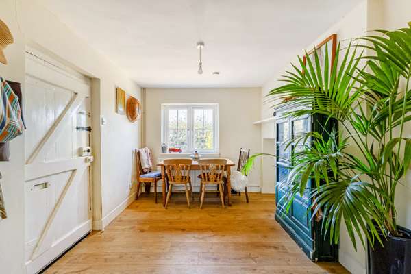 House Cherry Lane in Mid Sussex