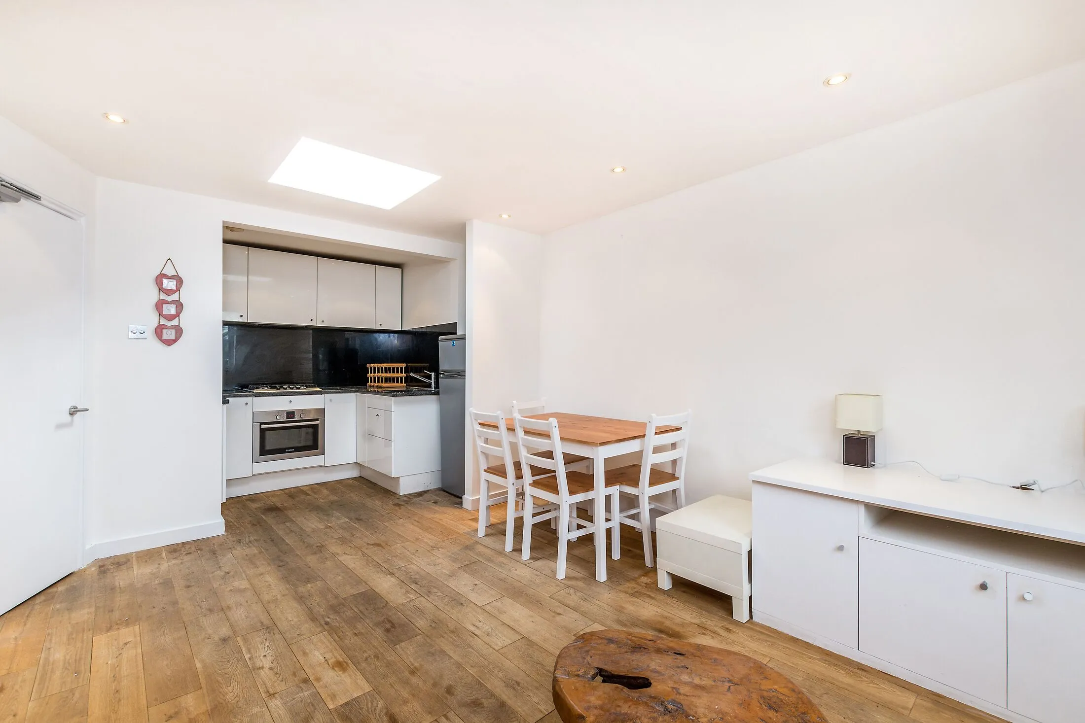 Flat Gloucester Terrace in City of Westminster