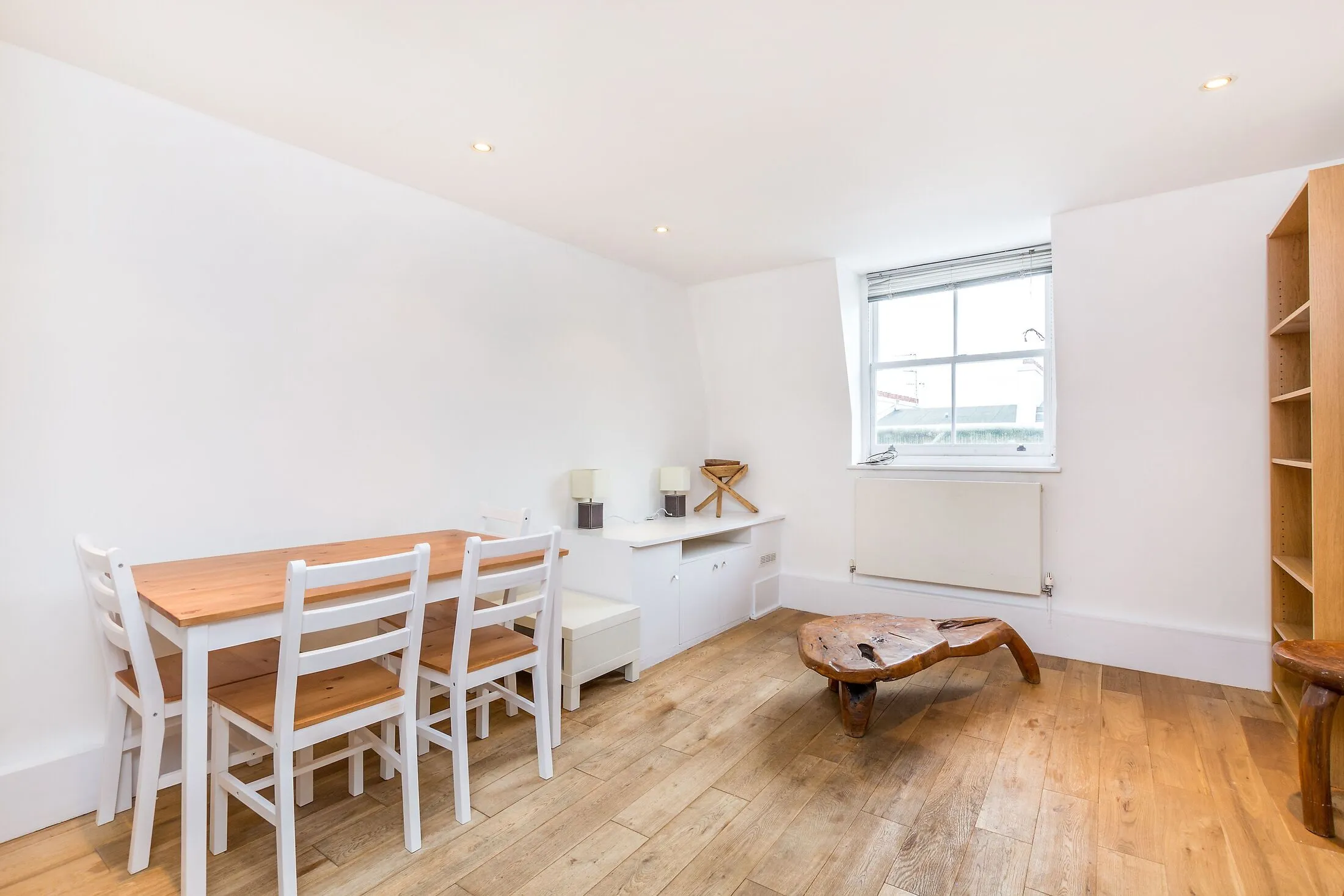 Flat Gloucester Terrace in City of Westminster