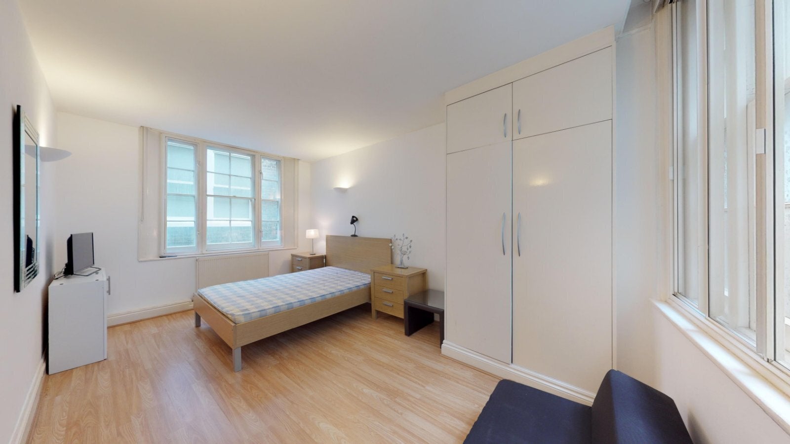 Flat Bishopsgate in City of London