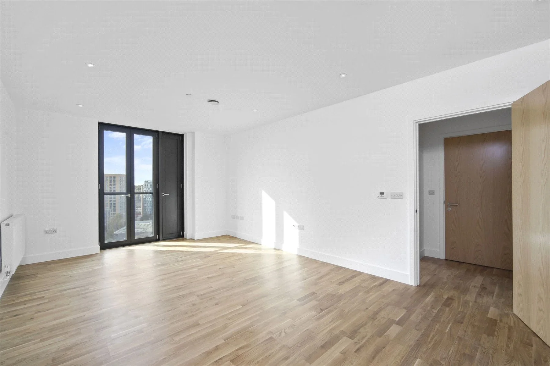 Flat Lee High Road in Greater London