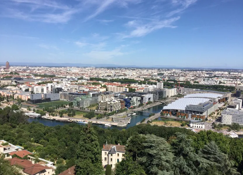 Flat Avenue Valioud in Sainte-Foy-lès-Lyon