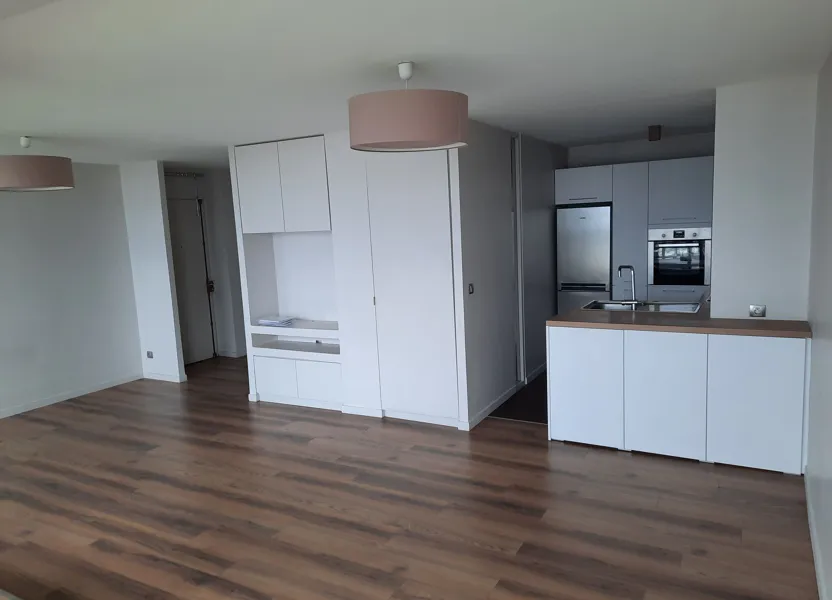 Flat Avenue Valioud in Sainte-Foy-lès-Lyon