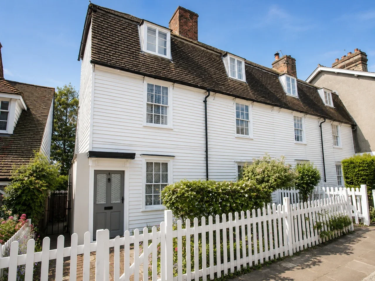 House High Street in Rochester
