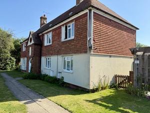 Flat The Chennells in Ashford