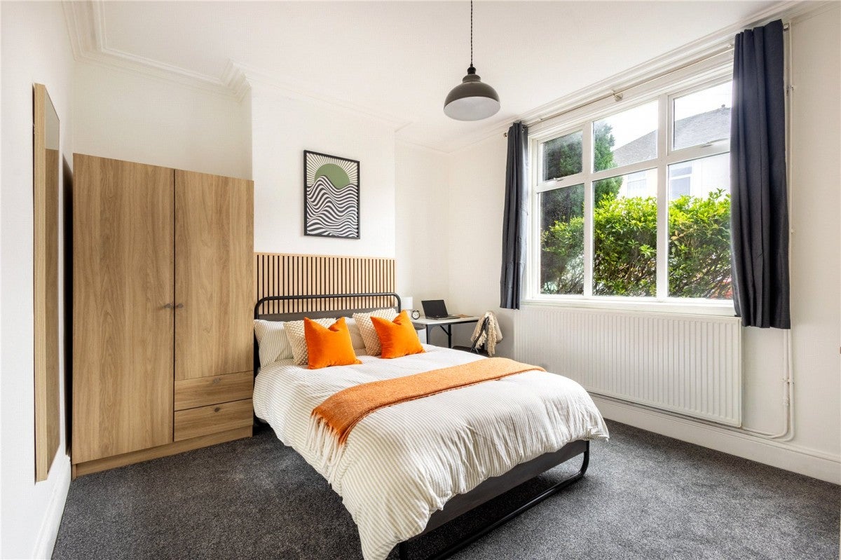 Flat Claridge Road in Stoke-on-Trent