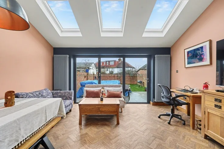 House Wills Crescent in Greater London