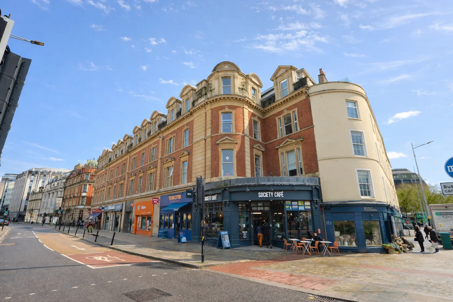 Flat Baldwin Street in Bristol