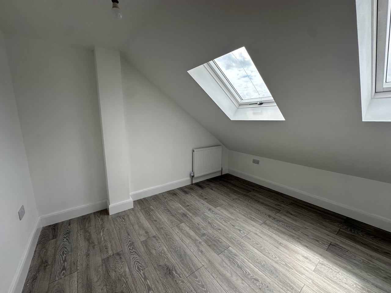 Flat Lewis Road in Greater London