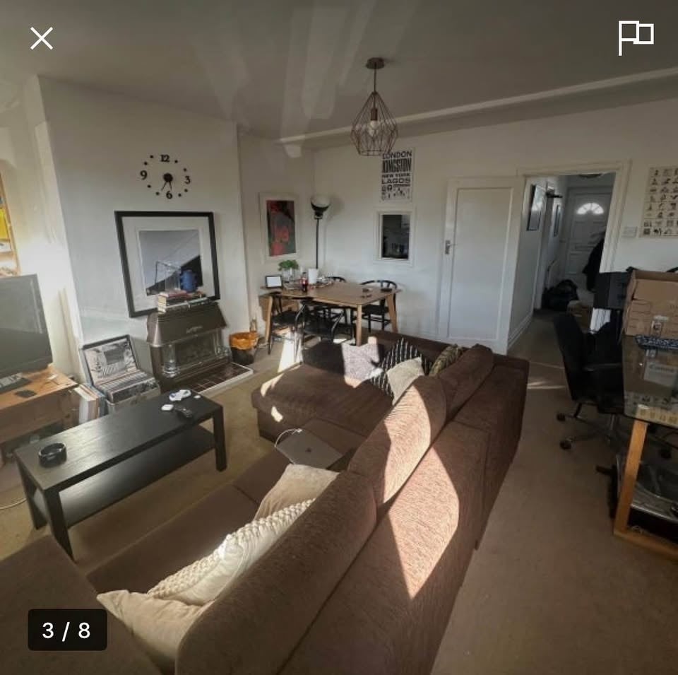 Room London Road in Greater London