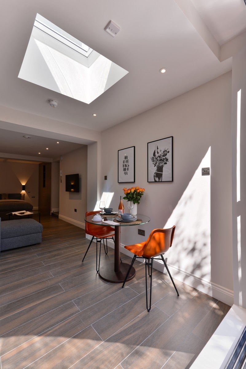 Flat Kingdon Road in London
