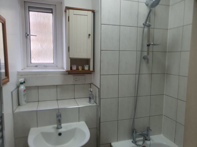 Flat Crowndale Court in Greater London