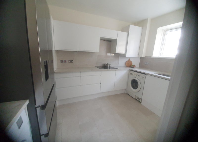 Flat Crowndale Court in Greater London