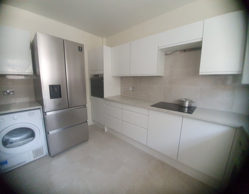 Flat Crowndale Court in Greater London