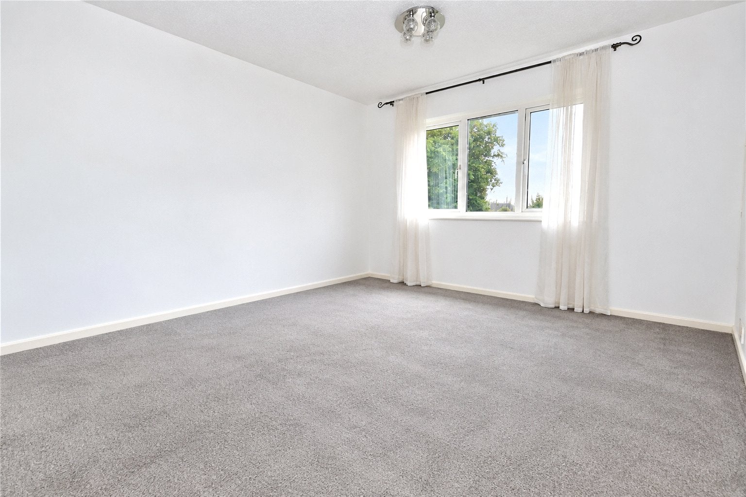 Flat Calluna Court in Woking