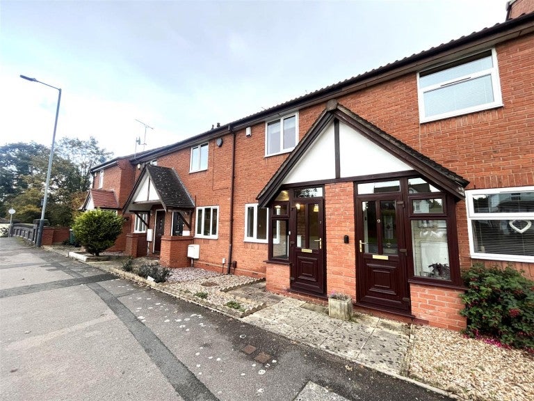 House Watersbridge Gardens in Nuneaton and Bedworth