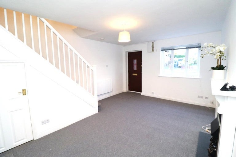 House Watersbridge Gardens in Nuneaton and Bedworth