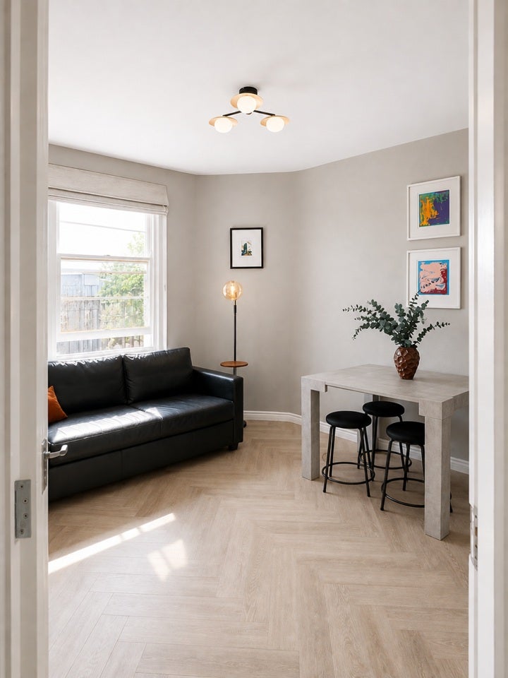 Flat Gloucester Terrace in City of Westminster