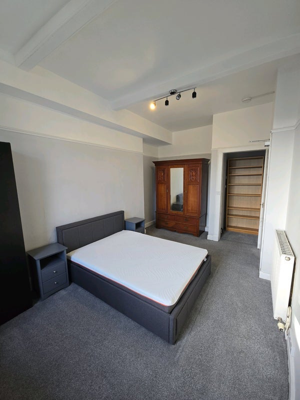 Room Caledonian Place in City of Edinburgh