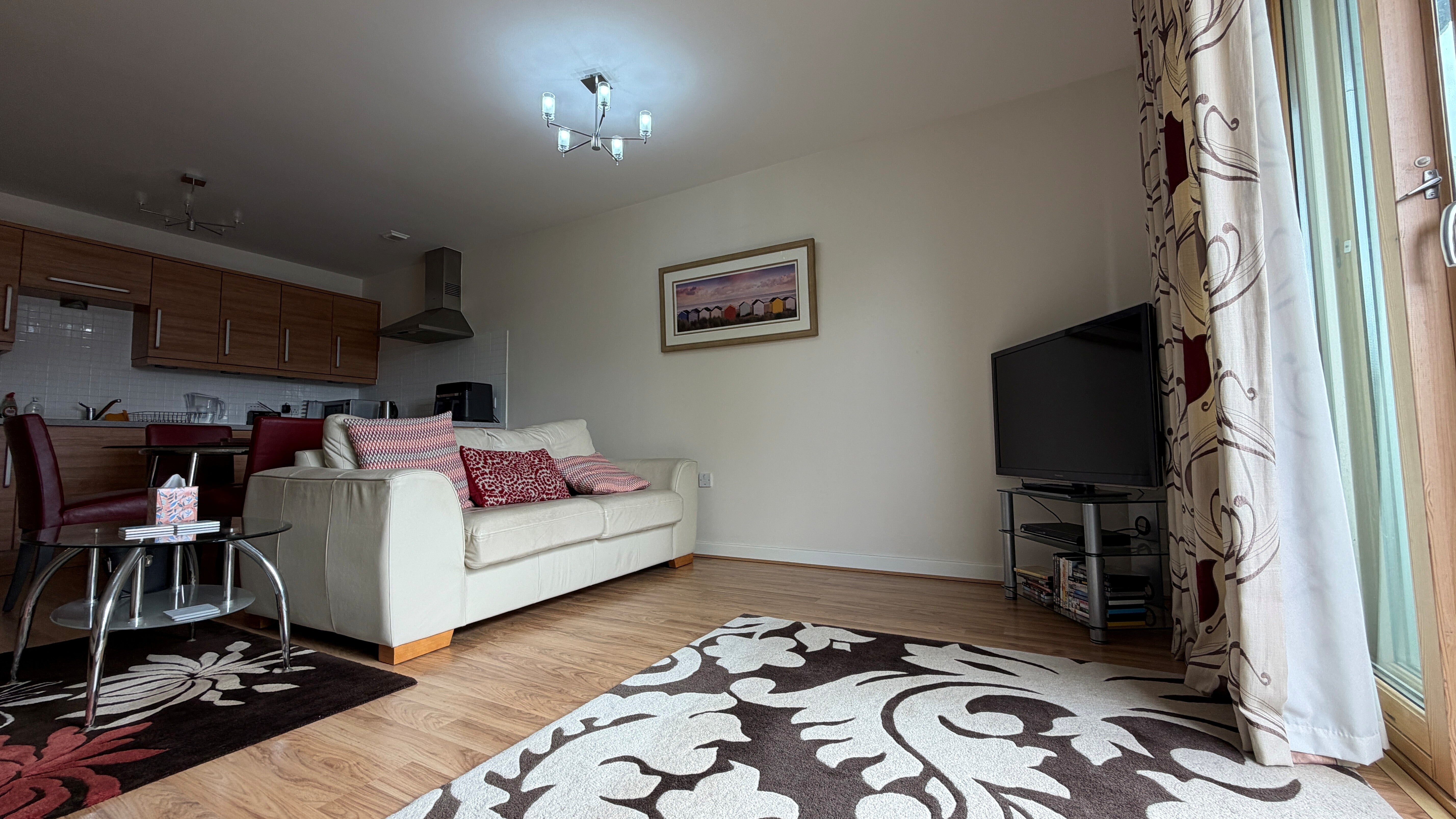 Flat Lockside in Bristol