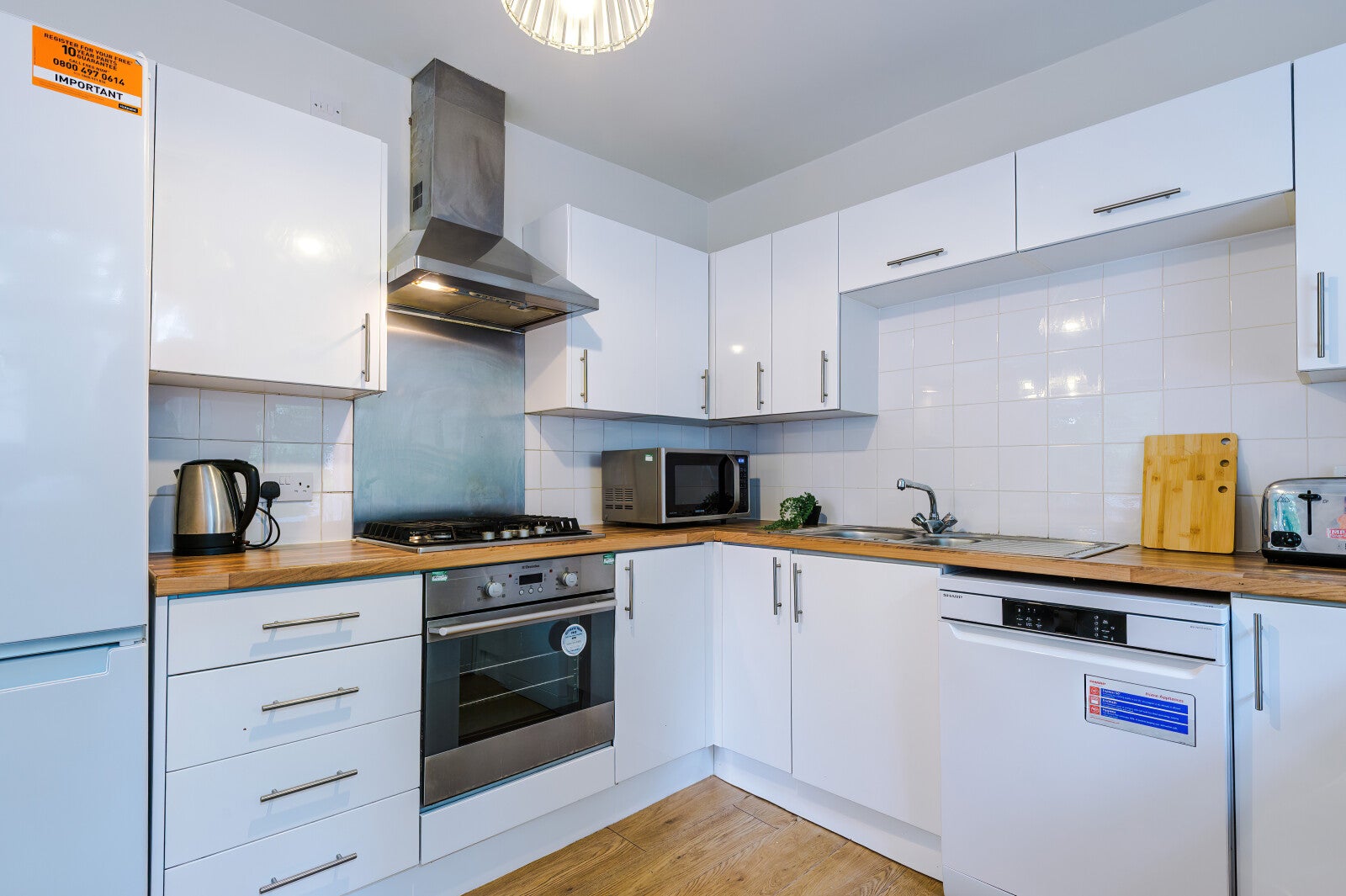 Room Rolleston Drive in Nottingham