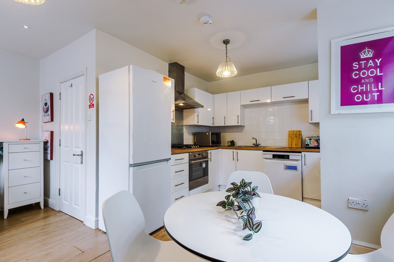 Room Rolleston Drive in Nottingham