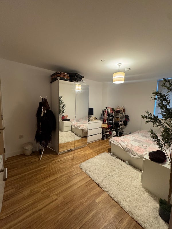 Room The Quays in Salford