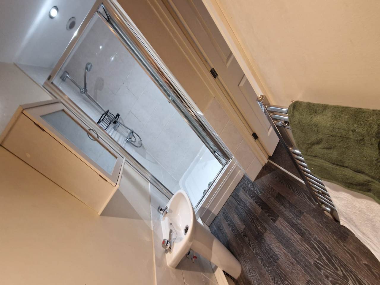 Room Milton Street in Derby