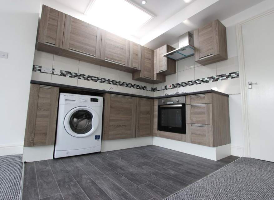 Flat Masons Avenue in Greater London