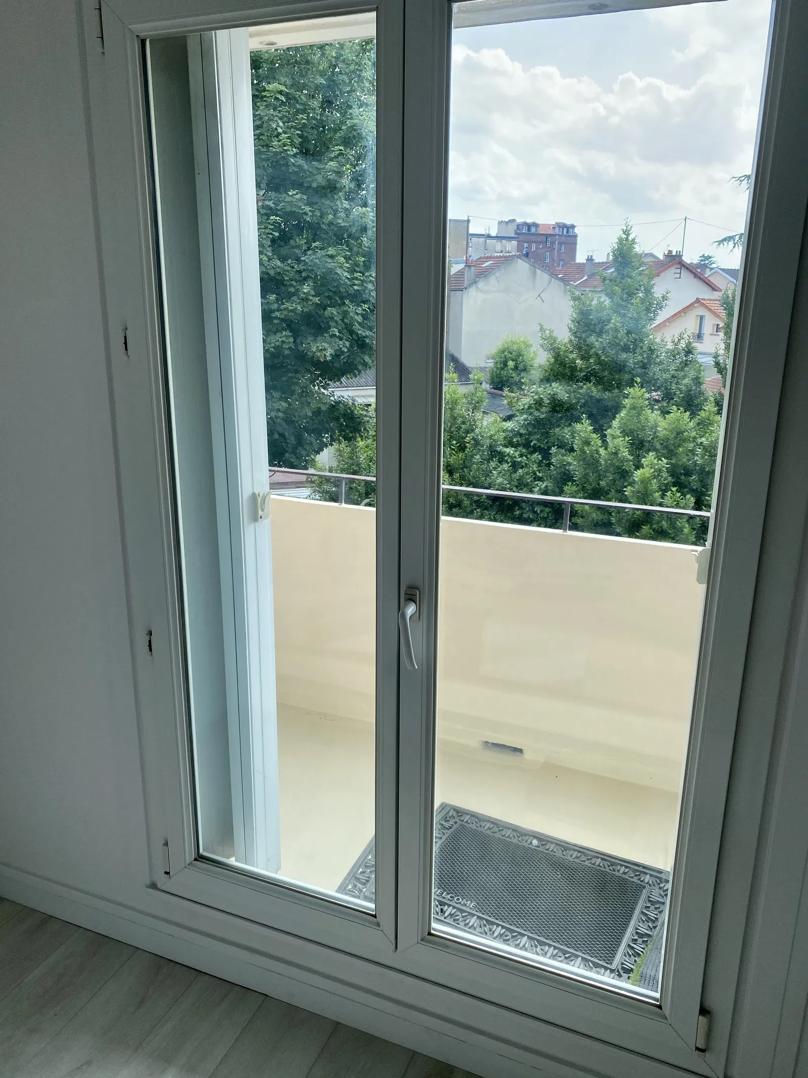 Flat Villa Bethmont in Épinay-sur-Seine