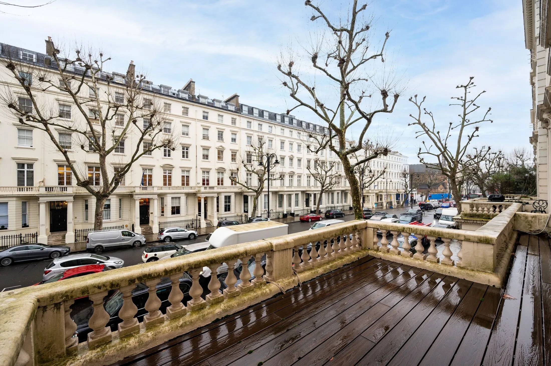 Flat Stanhope Mews East in Greater London
