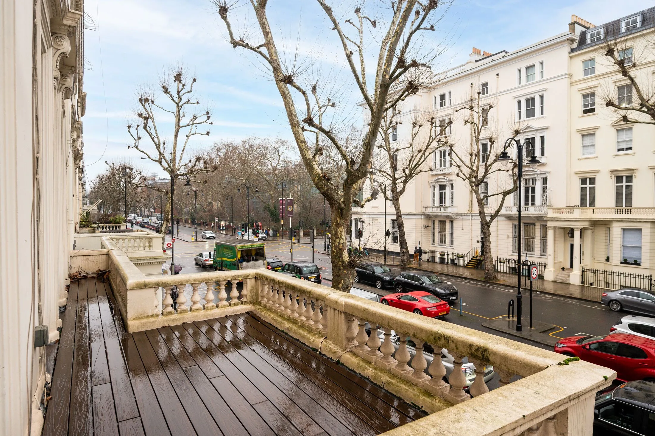 Flat Stanhope Mews East in Greater London