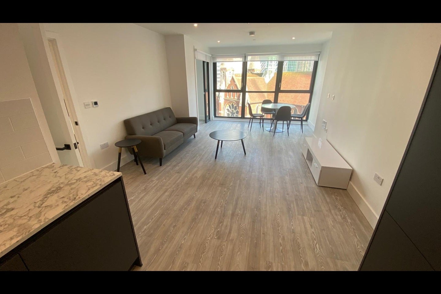 Flat Poplar Walk in Greater London