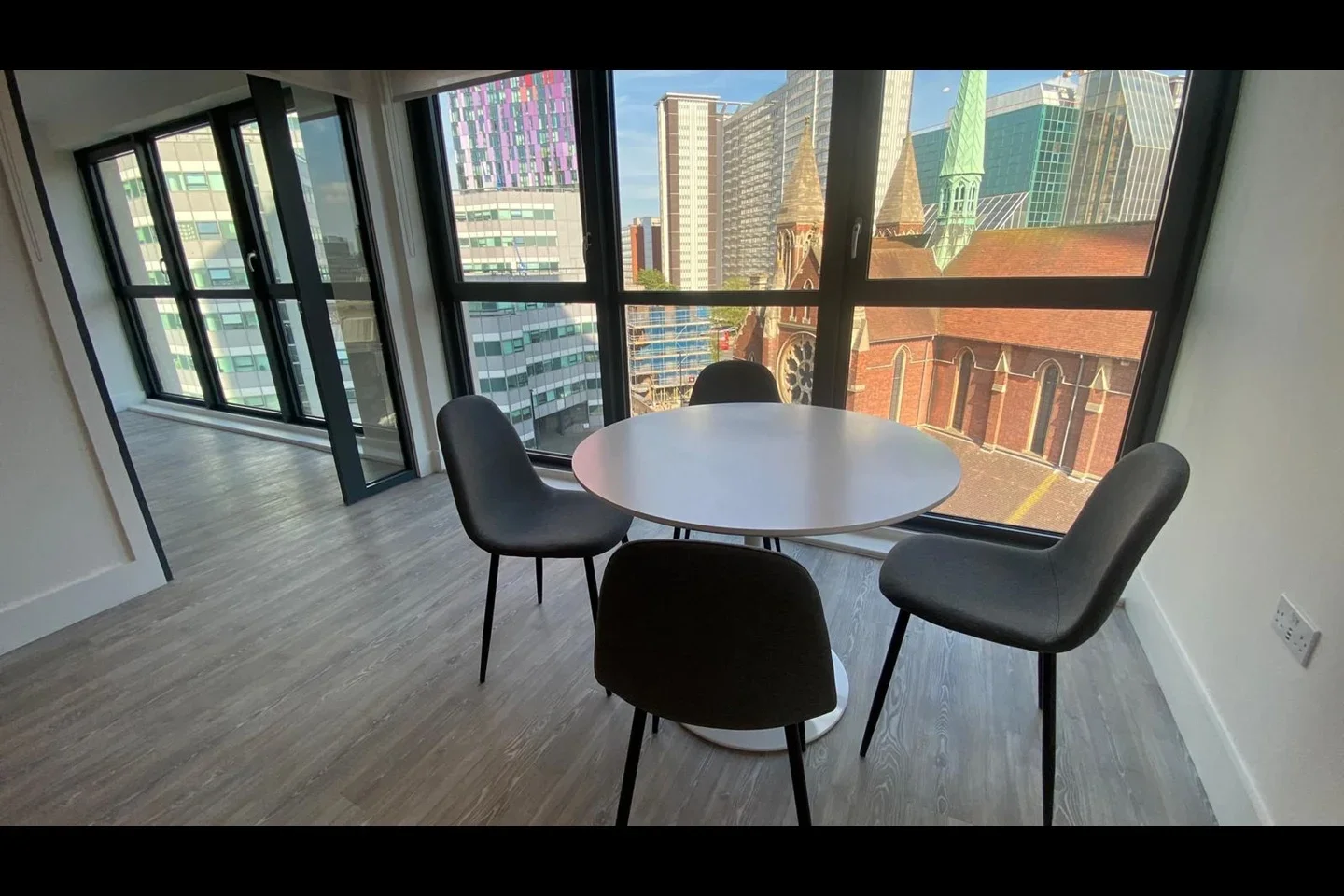 Flat Poplar Walk in Greater London