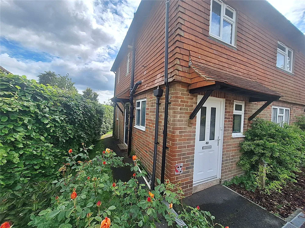 Flat Southmead Close in Wealden