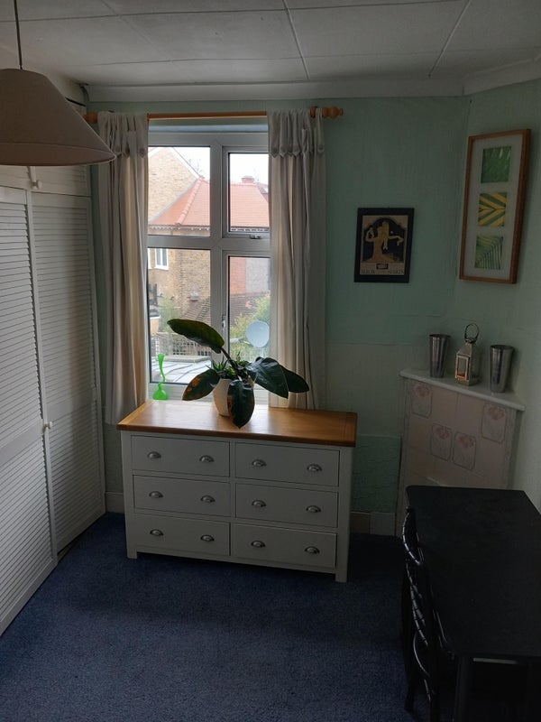Room Wimbledon Park Road in Greater London