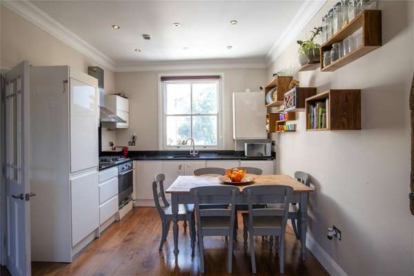 Flat Eburne Road in Greater London