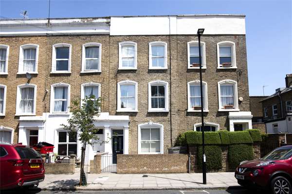 Flat Eburne Road in Greater London