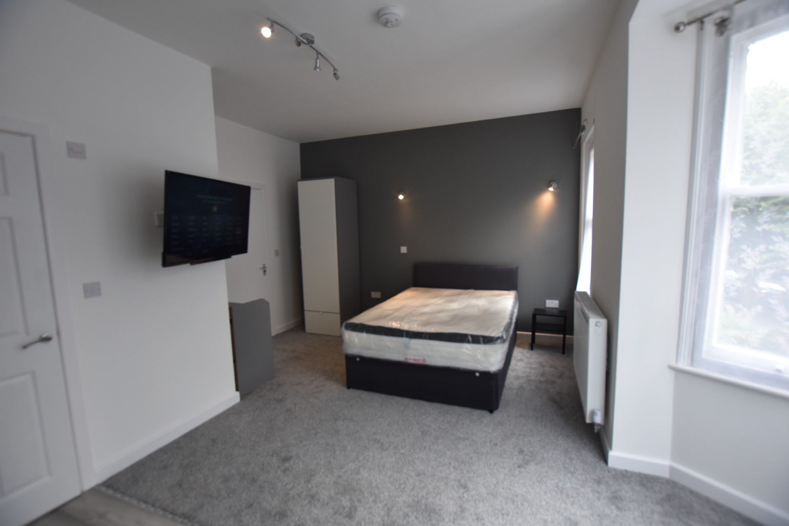 Flat Broadway in Peterborough