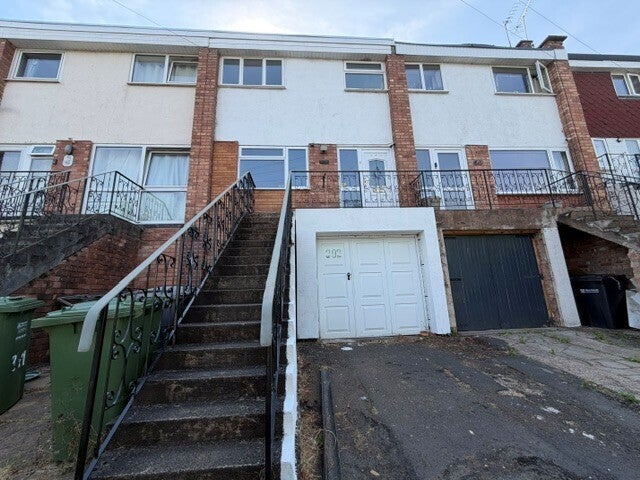 Flat Stourbridge Road in Wyre Forest