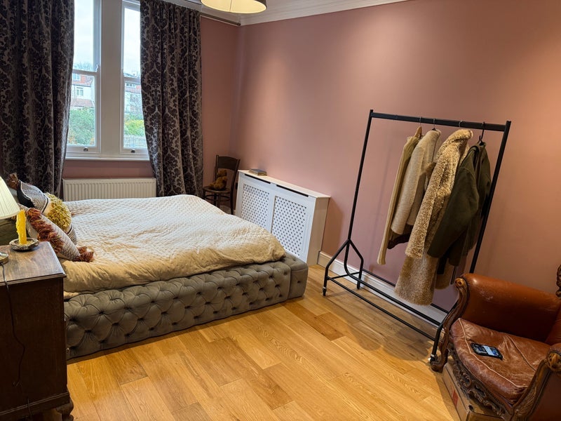 Room Abinger Road in Greater London