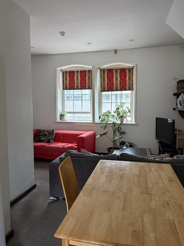 Room Worship Street in Greater London