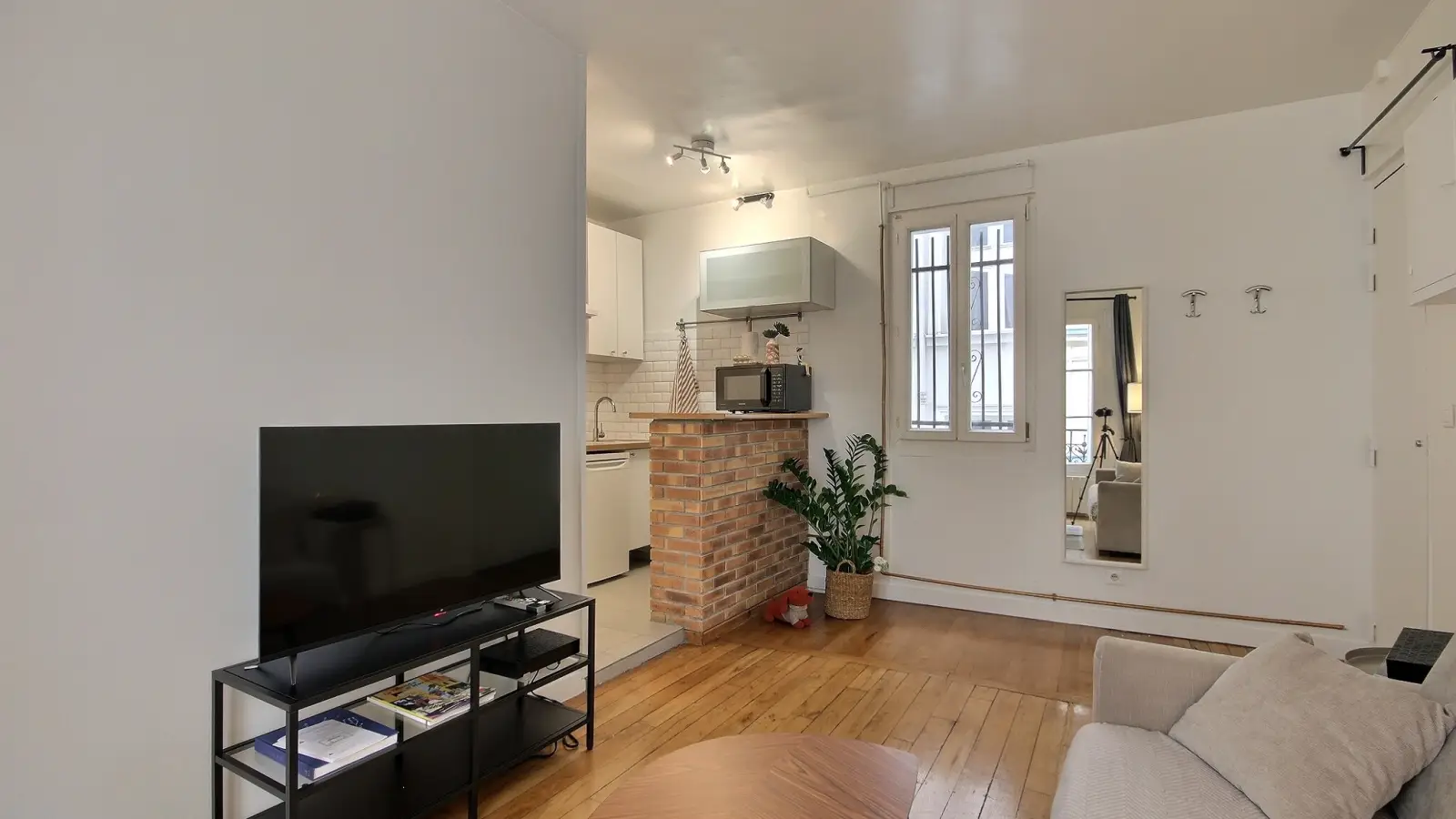 Flat Rue André Antoine in Paris