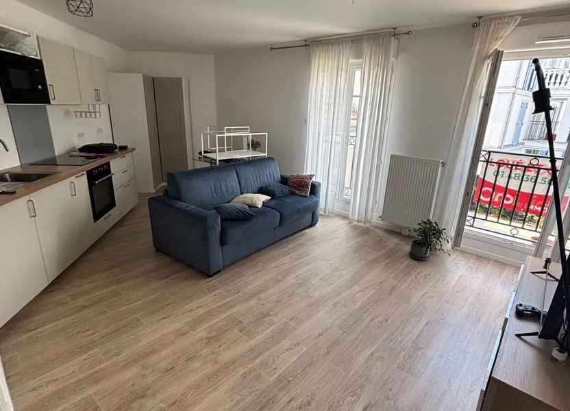 Flat Avenue Aristide Briand in Le Blanc-Mesnil